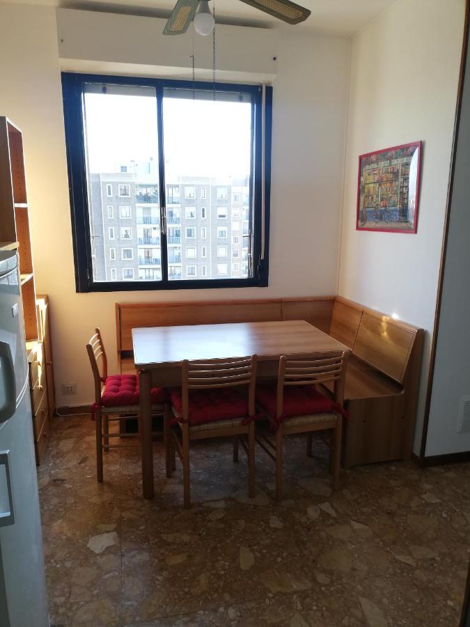 Panorama Appartement Milaan Buitenkant foto